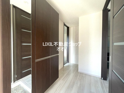 【玄関】 | 羽生市中央5丁目　中古住宅