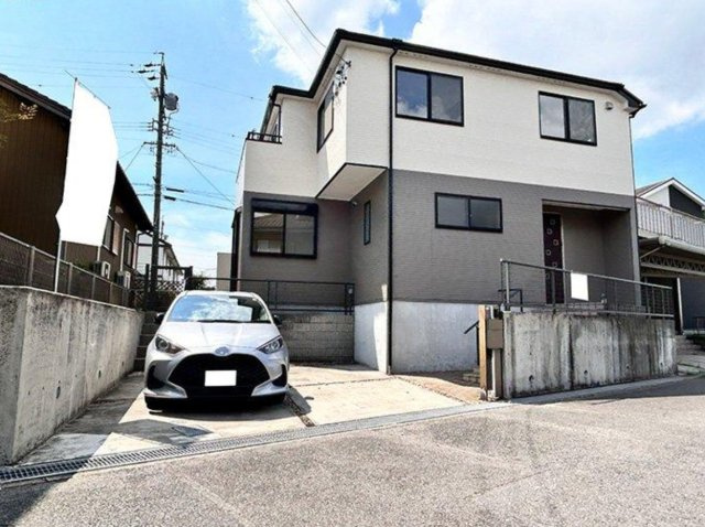 知多市寺本台４丁目　中古戸建