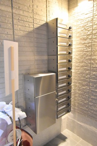メゾンリシェス　仲介手数料無料のロビー