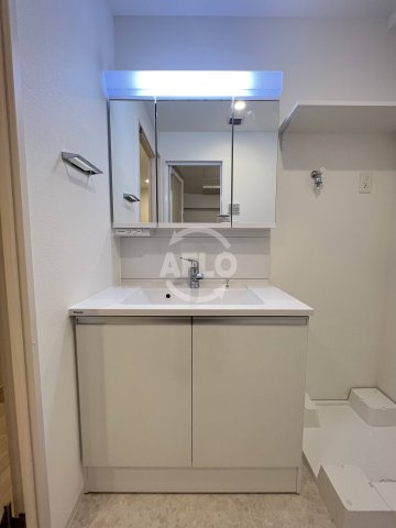 スプランディッド難波WESTⅡの独立洗面台|スプランディッド難波WESTII　独立洗面台
