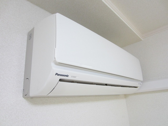 アンプルールフェール十条の設備|エアコンも完備です