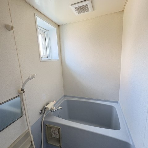 ハイツひとみの浴室