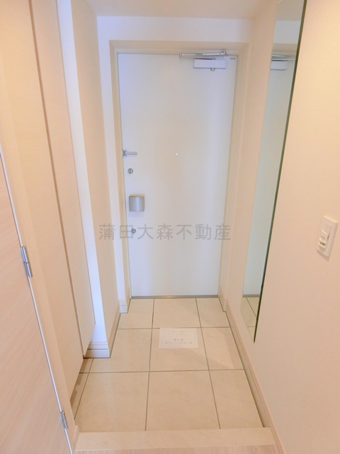 ARCOBALENO HANEDAⅡアルコバレーノハネダツーの玄関
