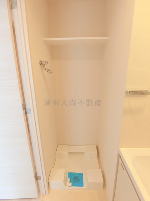 ARCOBALENO HANEDAⅡアルコバレーノハネダツーの洗面所