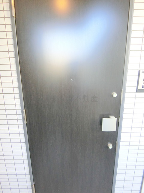 ARCOBALENO HANEDAⅡアルコバレーノハネダツーの玄関