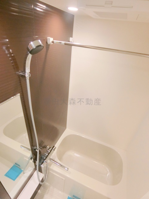 ARCOBALENO HANEDAⅡアルコバレーノハネダツーの浴室|浴室乾燥機付きのバスルーム　お風呂