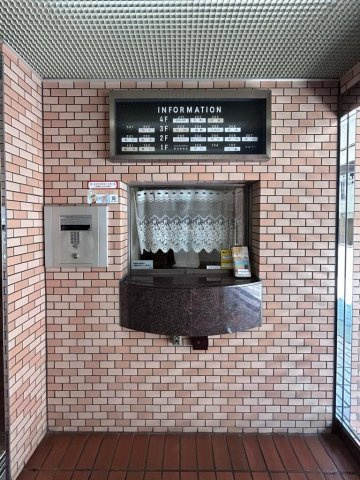 ライオンズマンション豪徳寺第２のエントランス