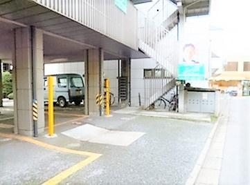 アービス望月のエントランス