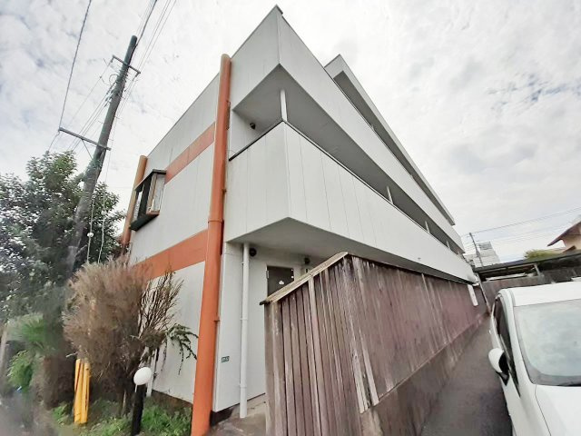 日進飯能マンションの外観