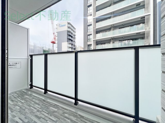 ディアレイシャス大須観音IIIのバルコニー