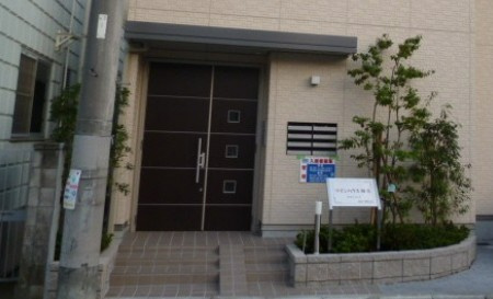ツインハウス　M-2のエントランス