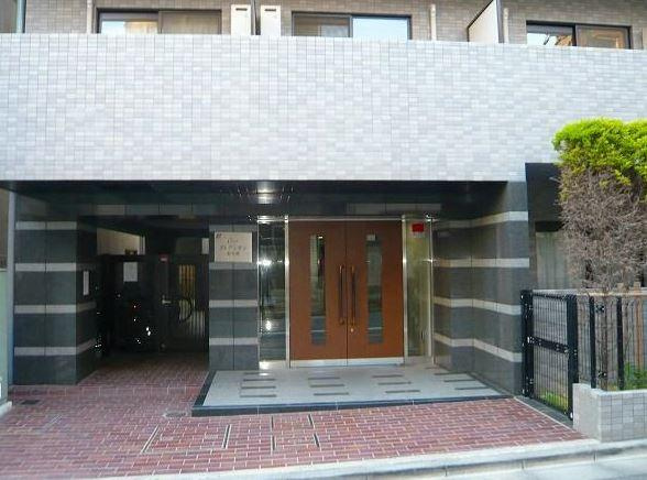 クレアシオン南大塚のエントランス