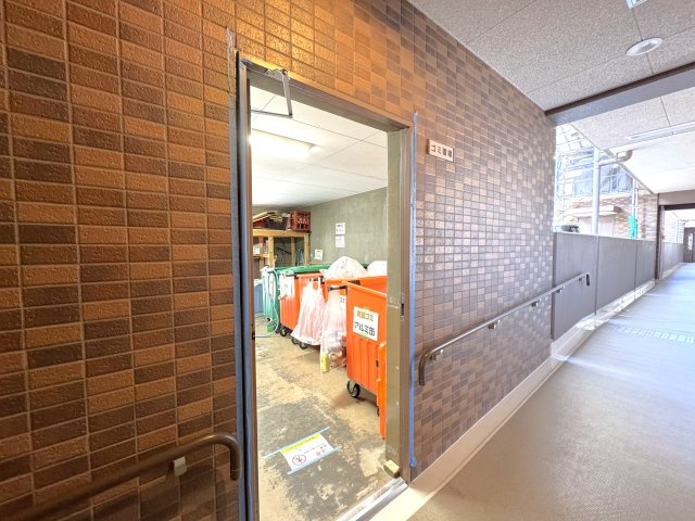 令和８年８月リフォーム済み◆京阪「六地蔵」駅徒歩７分◆周辺環境充実◆パデシオン桃山のその他共用部分|ゴミ置き場