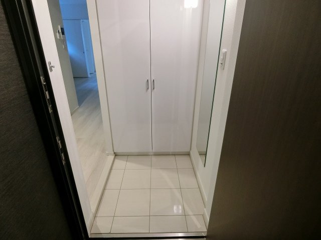【玄関】 | LIMERESIDENCEMACHIDA(ライムレジデンスマチダ) | 別号室参考写真