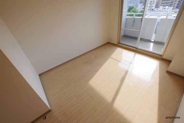 ベクス福島　仲介手数料無料の洋室