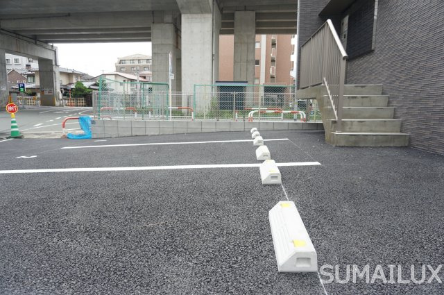 熊本市中央区新町３丁目の賃貸マンションの駐車場