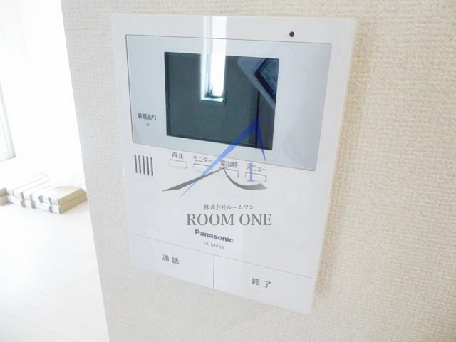 シェーナ赤堤のセキュリティ|モニター付きインターホンです。
