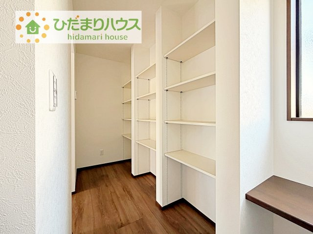 【収納】 | 阿見町荒川本郷第2期　新築戸建　3号棟 | パントリー完備で散らかりがちなキッチン回りもラクラクお片付けできちゃいます！(*^-^*)