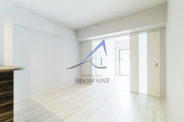 ワイズパティオの居間・リビング|洋室のお部屋です。