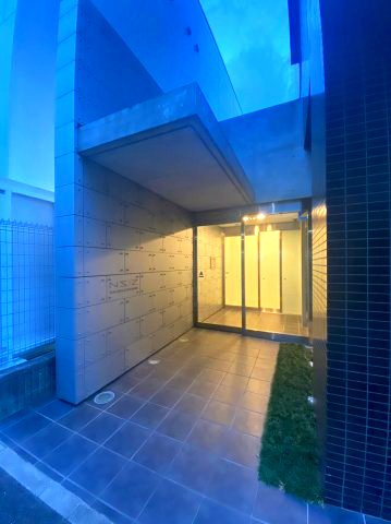 N.S.ZEAL 大曽根　名古屋市賃貸　仲介手数料無料のエントランス