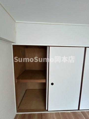 グリーンヒル芦屋の収納|こまごまとしたものを収納できそうですね