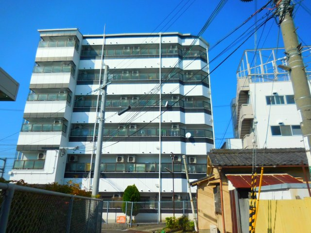 川西エンビィハイツ