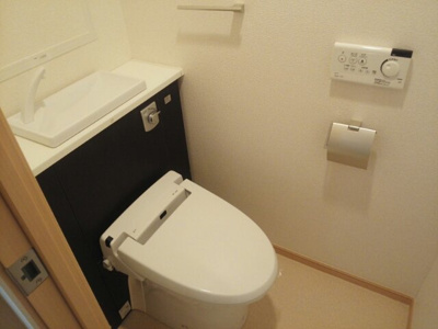 【トイレ】 | グラン　ラトゥール | コンパクトで使いやすいトイレです