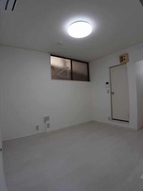 同棟別室