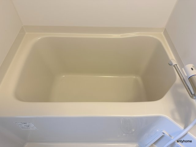 セレニテ本町グランデ　仲介手数料無料の浴室