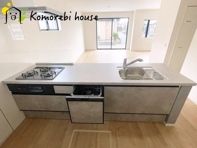 桶川市朝日5期　新築一戸建て　KEIAI GRACE　01のキッチン|26.8.17　撮影済み