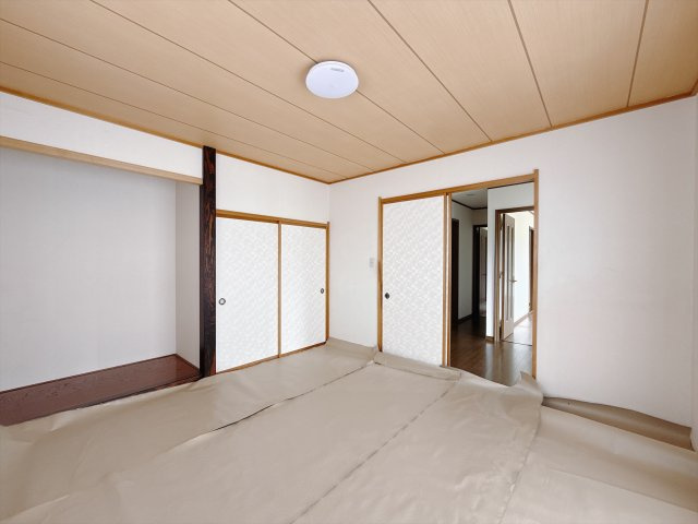 【中古戸建】足利市大沼田町の和室|■和室｜和室でしか味わえない畳ならではの香りや素材で和のやすらぎを感じてください♪休日はお子様とお昼寝するのにも最適です！