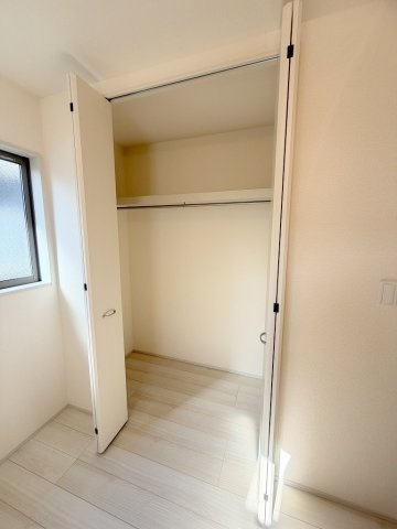 八潮市緑町3丁目　新築戸建　全2棟　3号棟の収納|同施工会社の参考写真になります。