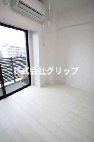 LUMEED横濱末吉町の洋室