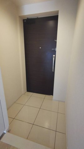 パレステージ本川越の玄関