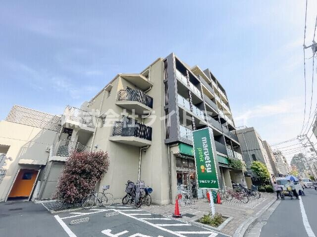 レジディア千駄木の外観