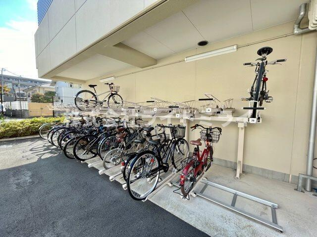 レジディア千駄木のその他共用部分|バイク置場