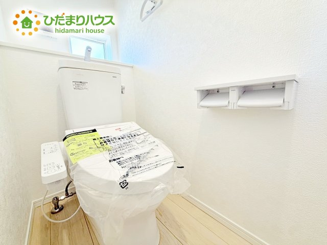 【トイレ】 | ひたちなか市津田第3　新築戸建　2号棟 | 白を基調としたトイレは、インテリア次第でどんな空間になるかワクワクしますね♪