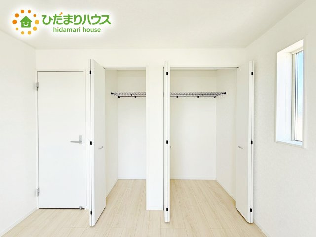 【収納】 | ひたちなか市津田第3　新築戸建　2号棟 | 散らかりがちな室内の整理整頓にとても役立つクローゼットを完備！お部屋が綺麗だと心がスッキリしますね♪