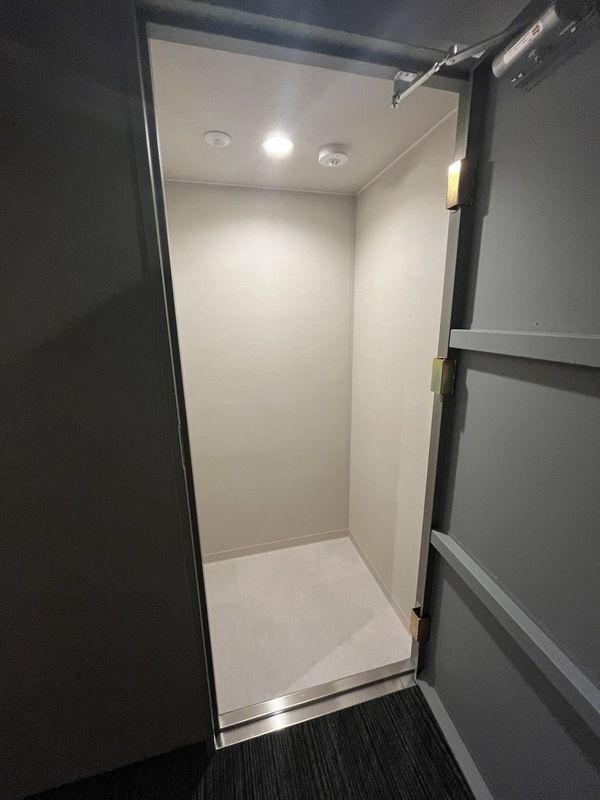S-RESIDENCE浅草clarityの玄関