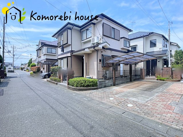 桶川市朝日　中古戸建の前面道路含む現地写真|前面道路含む現地写真です