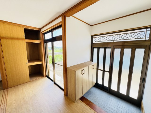 高崎市神戸町　中古住宅の玄関|高崎市神戸町　中古住宅