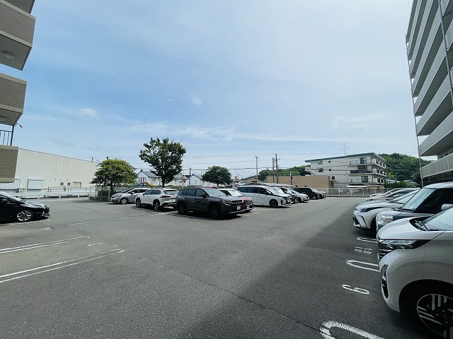 【駐車場】 | アムール和白駅