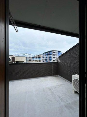 杢の長屋のバルコニー