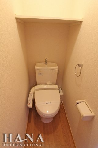 レオパレスプレミール中浦和Ⅰのトイレ