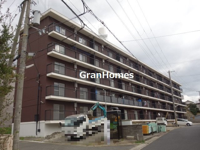 高津橋農住団地A棟の外観