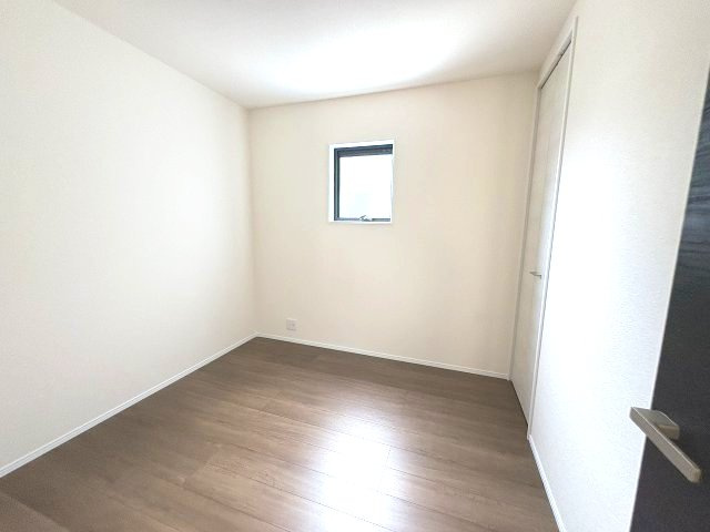 【子供部屋】 | 春日市一の谷4丁目　1号棟（全3棟）【仲介手数料無料・0円】 | 現地写真。