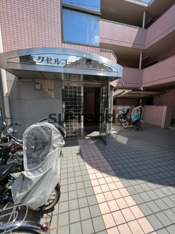 エクセルコート千里丘のエントランス