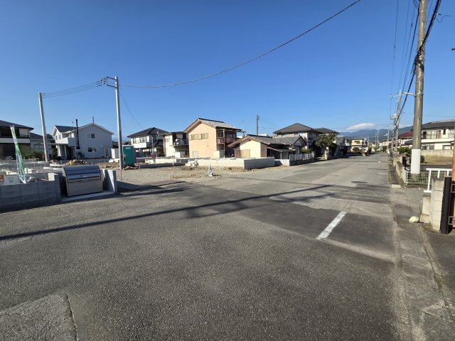 新築　桐生市相生町第19　3号棟　CRADLE GARDENの前面道路含む現地写真|現地写真　南東側前面道路幅員約9.5ｍ