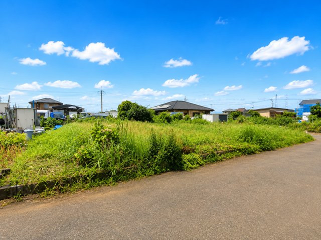 三郷市　彦音2丁目　売地の外観|農作業や資材置場として使いやすい広さを確保した土地です。※建築不可