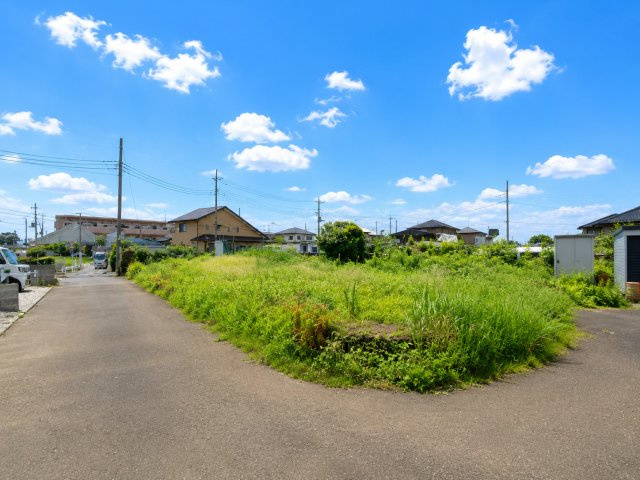 三郷市　彦音2丁目　売地の外観|現況は農園として利用中。家庭菜園や農作業用地をお探しの方にもおすすめです。